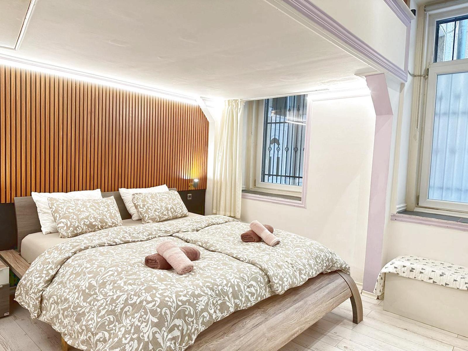 Yes, Yes! Lovely Apartment Good Amenities Budapest Center מראה חיצוני תמונה